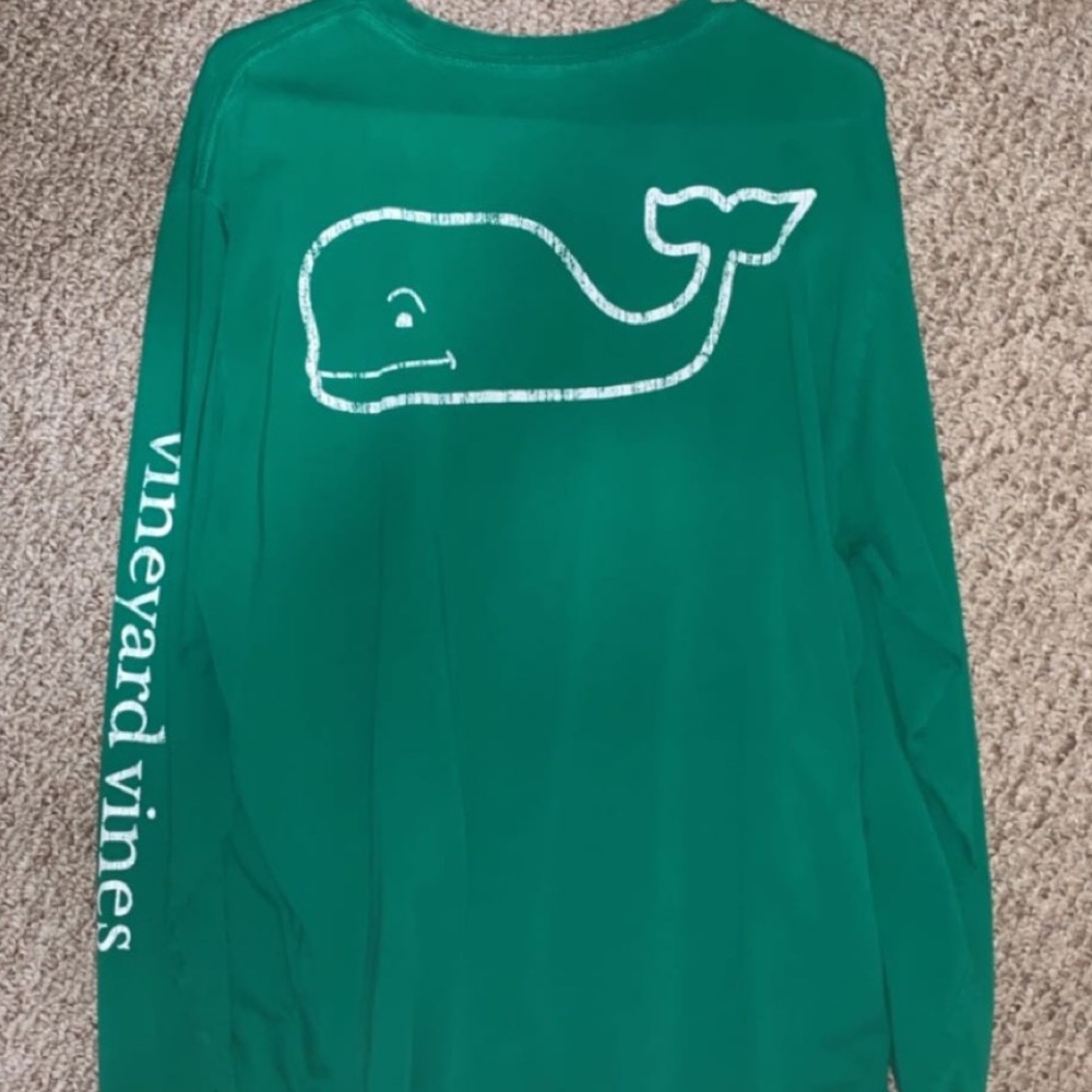 Vineyard vines long sleeve green